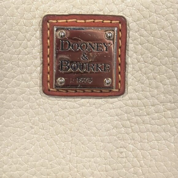 Dooney & Bourke Ivory & Tan Italian Pebble Grain Leather Zip Clutch/Wallet (EUC) - Picture 3 of 14